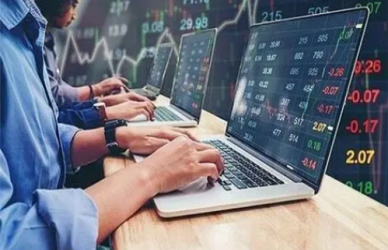 股票论坛大厅，是广大股民们汇聚一堂，共同交流、分享投资心得的圣地